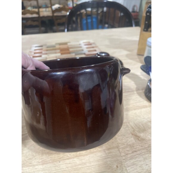 Vintage 1950s/60s WEST BEND Brown Bean Pot Stoneware w/ Oven Use Only - Picture 9 of 14